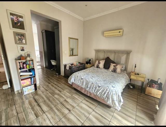 4 BEDROOM HOUSE FOR SALE IN ZAMBEZI COUNTRY ESTATE